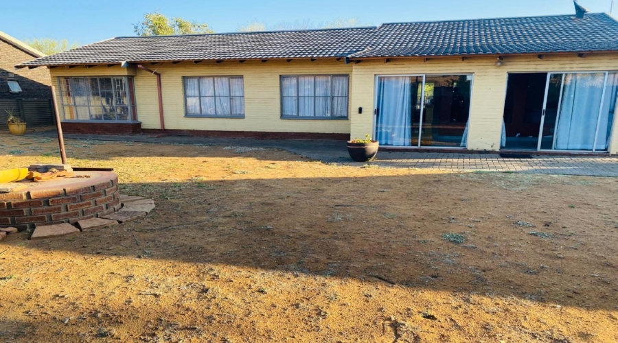 4 Bedroom Property for Sale in Sasolburg Ext 11 Free State